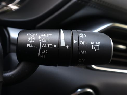 Used 2020 MAZDA CX-5 Touring FWD image 19