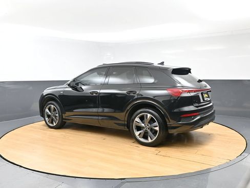 Used 2023 Audi Q4 e-tron Premium Plus AWD/4WD image 5