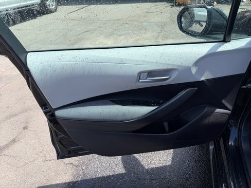 Used 2020 Toyota Corolla LE w/ LE Convenience Package FWD image 19