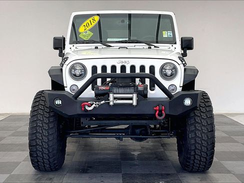 Used 2018 Jeep Wrangler Unlimited Sport S image 2