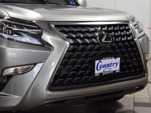Used 2022 Lexus GX 460 Premium w/ Premium Package AWD/4WD image 13