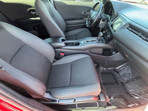Certified 2020 Honda HR-V Sport image 14