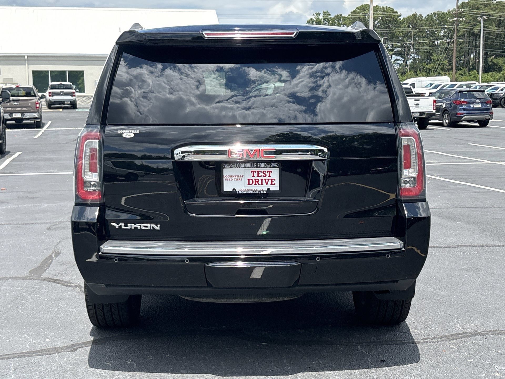 Used 2020 GMC Yukon Denali AWD/4WD image 22