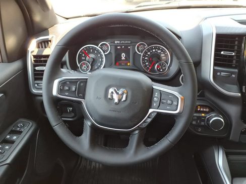 New 2026 RAM 1500 Big Horn AWD/4WD image 22