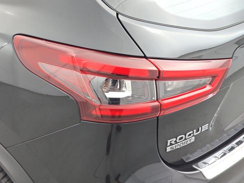 Certified 2022 Nissan Rogue Sport SL w/ Premium Package AWD/4WD image 34