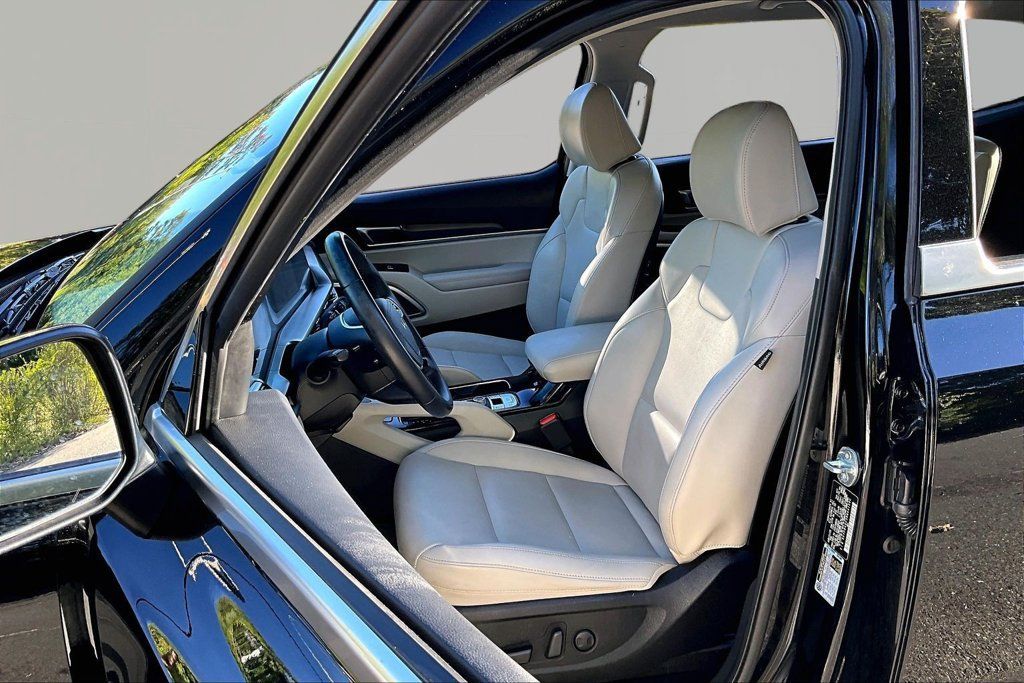 Used 2024 Kia Telluride S FWD image 18