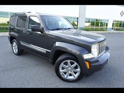 Used 2010 Jeep Liberty Limited w/ Tire & Wheel Group