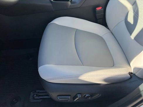 New 2025 Toyota RAV4 XLE Premium image 4