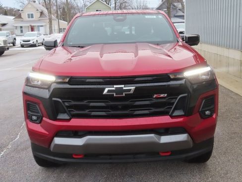 Used 2024 Chevrolet Colorado Z71 w/ Z71 Convenience Package 2 image 13