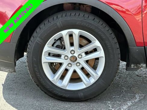 Used 2015 Ford Explorer XLT w/ Equipment Group 202B image 6