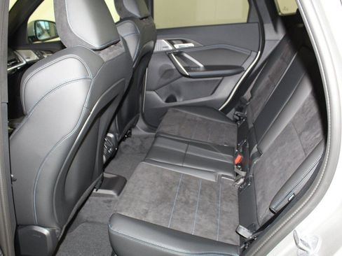 Certified 2025 BMW X1 xDrive28i w/ Technology Package image 12