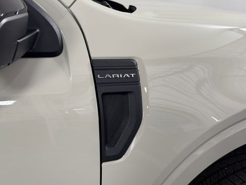 New 2025 Ford Maverick Lariat w/ 4K Tow Package image 9