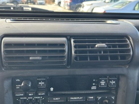 Used 2001 Jeep Wrangler Sport image 25