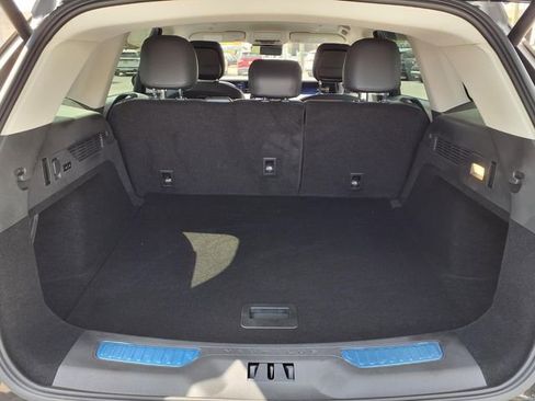 New 2026 Lincoln Nautilus Premier image 9