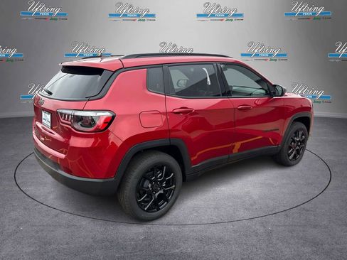 New 2026 Jeep Compass Latitude image 3