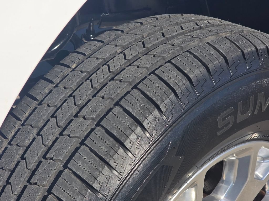 Used 2020 RAM 2500 Laramie w/ Chrome Appearance Group AWD/4WD image 36