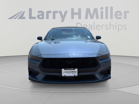 Used 2026 Ford Mustang Premium RWD image 9