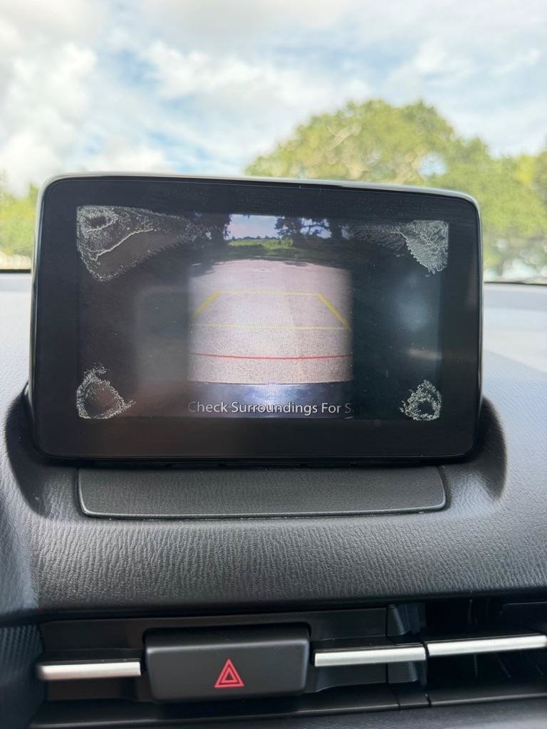 Used 2019 Toyota Yaris LE FWD image 25