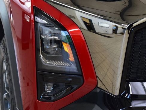 New 2026 Chevrolet Equinox ACTIV w/ Safety and Technology Package image 14