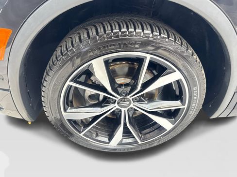 Used 2024 Volkswagen Tiguan SEL R-Line AWD/4WD image 87