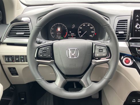 New 2026 Honda Odyssey Touring image 20