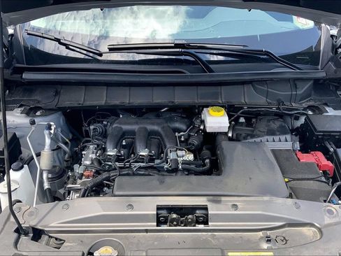 Used 2025 Nissan Pathfinder SL FWD image 22