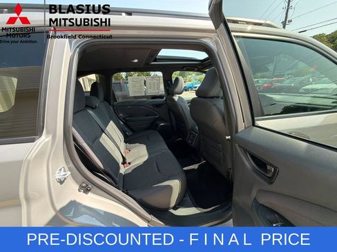 Used 2025 Subaru Forester Premium w/ Convenience Package #1 AWD/4WD image 39