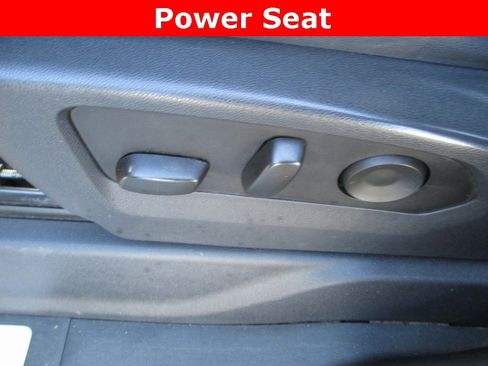 Used 2022 Chevrolet Silverado 1500 High Country w/ High Country Premium Package image 28