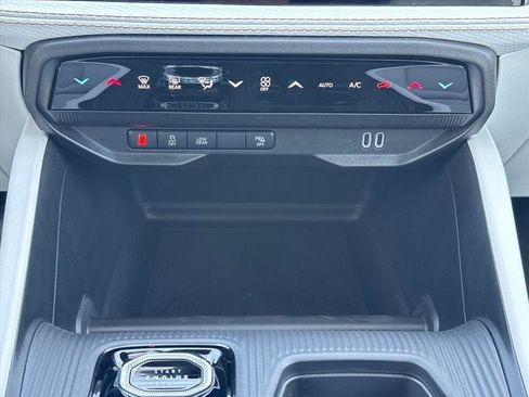 New 2026 Jeep Cherokee Limited AWD/4WD image 15