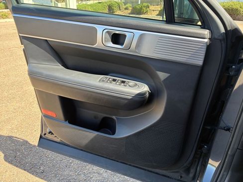 Used 2025 Hyundai Santa Fe SEL image 18