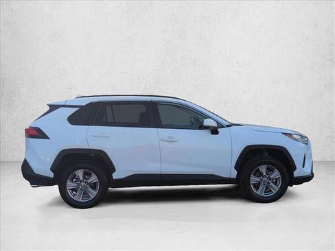 Used 2025 Toyota RAV4 XLE FWD image 4