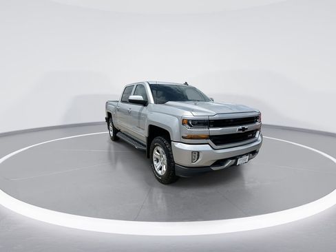 Used 2017 Chevrolet Silverado 1500 LT w/ All Star Edition AWD/4WD image 2