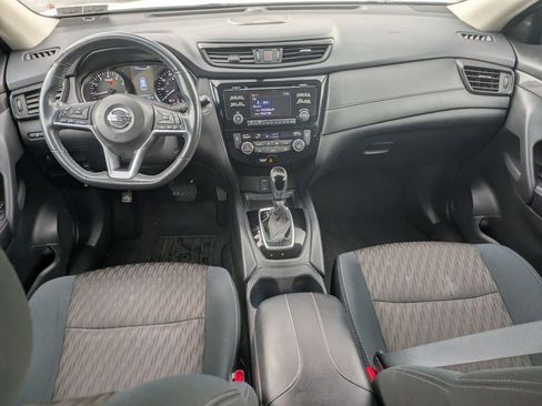 Used 2017 Nissan Rogue SV w/ Sun & Sound Touring Package image 20