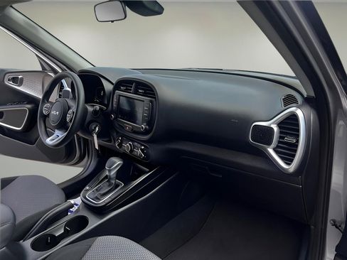 Used 2023 Kia Soul LX w/ Option Group 015 image 25