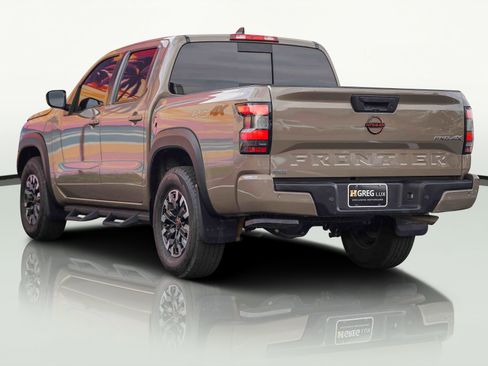 Used 2023 Nissan Frontier PRO-4X w/ Technology Package image 11