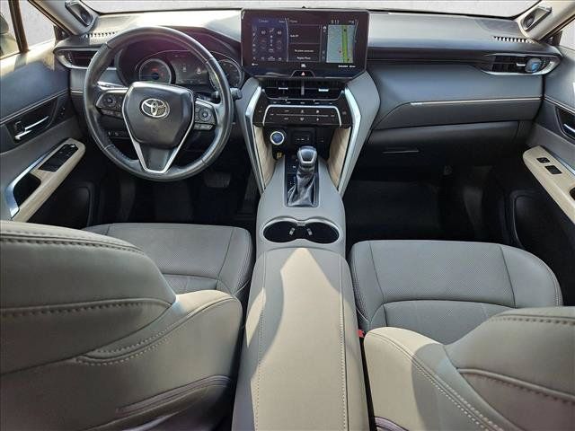 Used 2021 Toyota Venza Limited AWD/4WD image 18