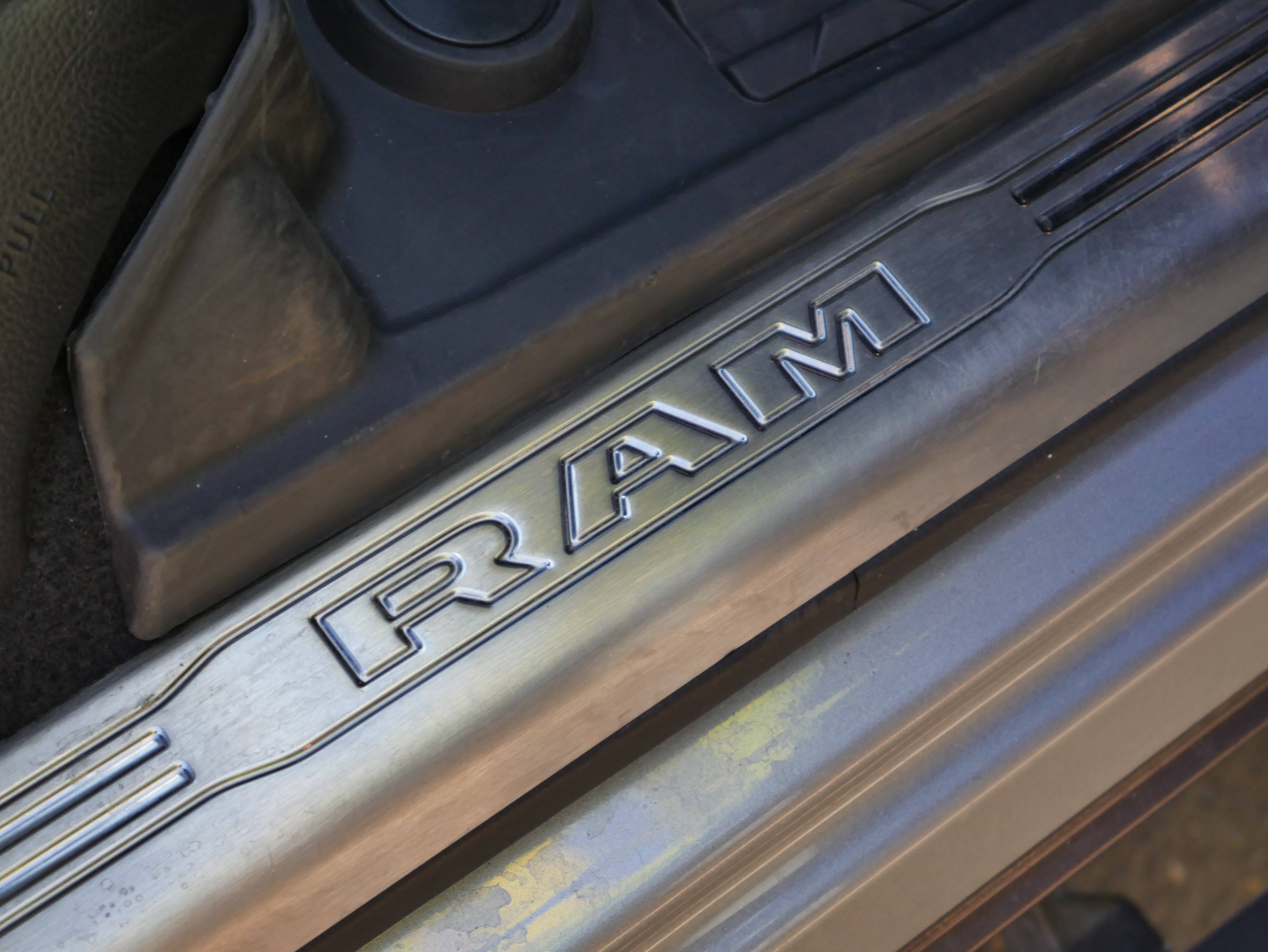 Used 2022 RAM 3500 Limited AWD/4WD image 35