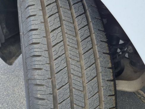 Certified 2024 RAM 1500 Classic SLT RWD image 6