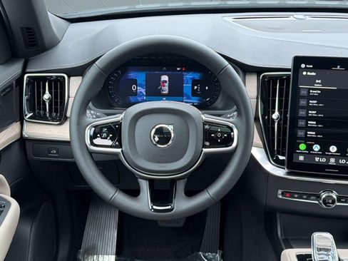 New 2026 Volvo XC90 B6 Plus w/ Protection Package AWD/4WD image 11