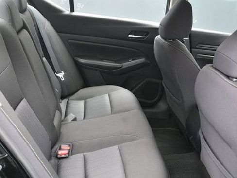 Used 2020 Nissan Altima 2.5 S FWD image 12