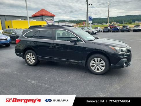 Used 2019 Subaru Outback 2.5i Premium w/ Popular Package #2 AWD/4WD image 6