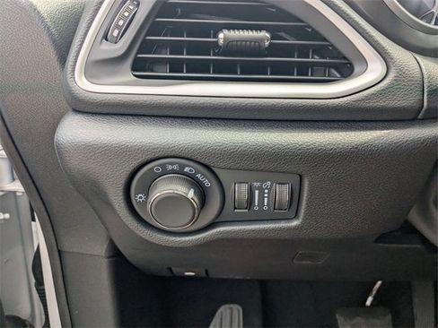 New 2026 Chrysler Voyager LX image 21