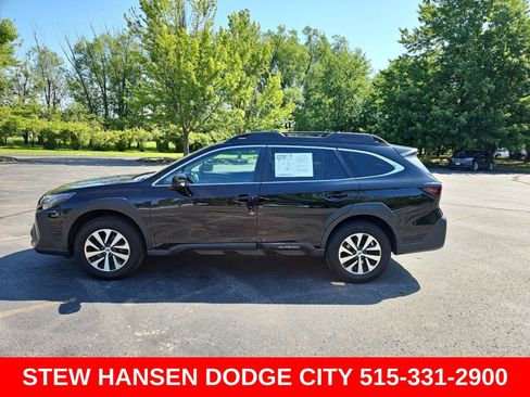 Used 2023 Subaru Outback Premium AWD/4WD image 1