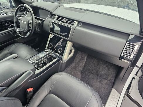 Used 2019 Land Rover Range Rover Supercharged AWD/4WD image 11