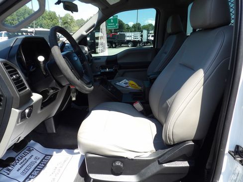 Used 2018 Ford F250 XL w/ Power Equipment Group RWD image 17