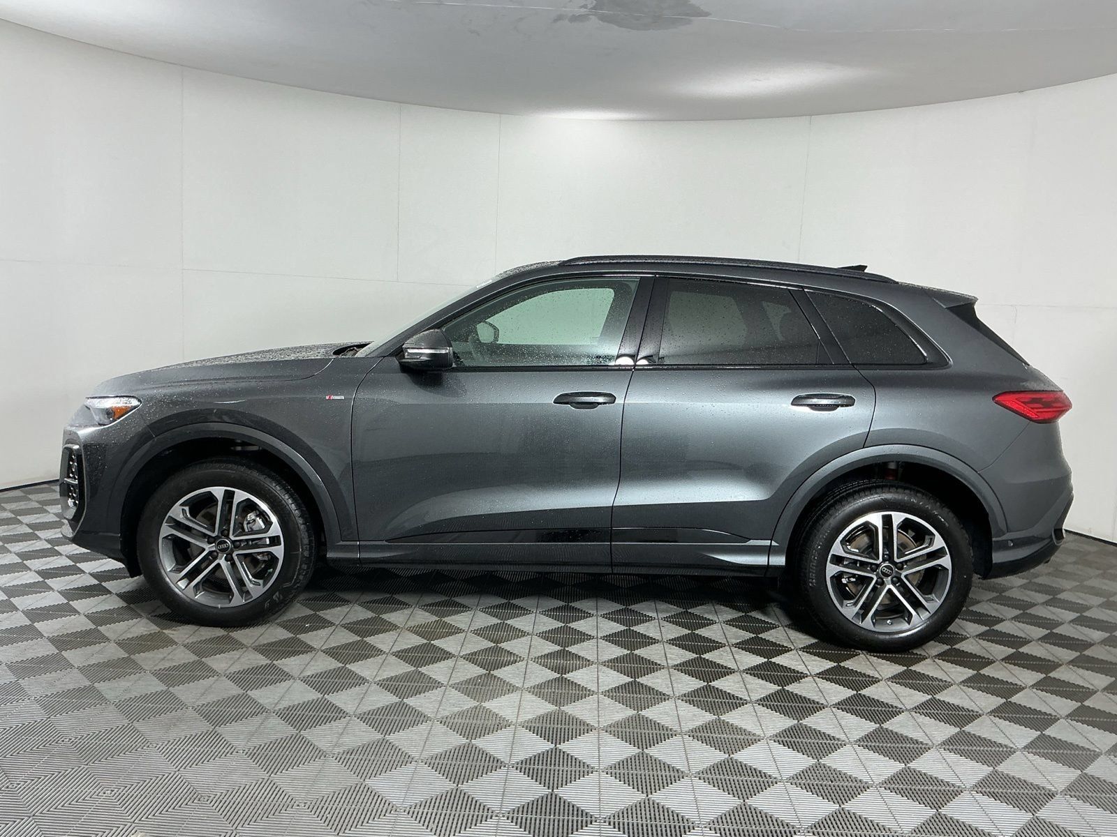 New 2026 Audi Q5 2.0T AWD/4WD image 4