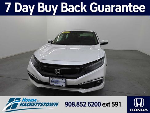 Used 2019 Honda Civic Touring image 1