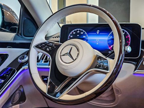 New 2026 Mercedes-Benz S 500 4MATIC image 14
