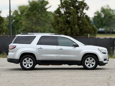 Used 2016 GMC Acadia SLE FWD image 7