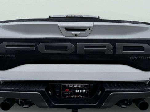 Used 2019 Ford F150 Raptor w/ Equipment Group 802A Luxury image 16